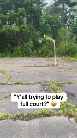 Imagine playing full court here. 😭🤯 (via tire_goat/IG) #basketball #sports #hoops #fullcourt 