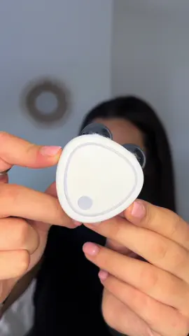 Shining the light on the STYLPRO Mini Microcurrent Facial Toning Device ✨ Add an extra step into your skincare routine for that extra toned and contoured look 👀  #stylpro#skincare#fyp #glowyskin @Abbie Dunlop @Abbie 🤍 