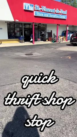 What would you have picked up?! #thrift #thrifting #thriftshop #vintage 