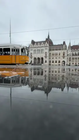Rainy days in Budapest 🌧️❤️ video by @Norbert Lepsik  #budapest #hungary #budapesthungary #budapestguide #budapesten #budapesttravel #budapesttips #budapestvibes #visitbudapest #visithungary #budapest2024 #budapestparliament 
