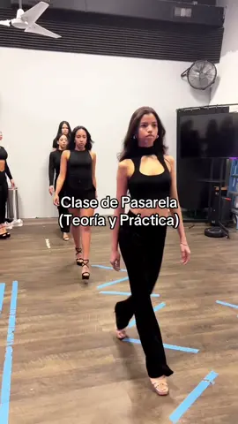 CLASE DE PASARELA (TEORÍA Y PRÁCTICA) 📸⚡️ Teacher: Cesar Perdomo #Runway #fashion #runwaymodels #model #models #miami #miamimodel #miamimodels #miamifashion #runwaywalk #runwaymodel #runwayfashion #modelacademy 