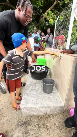 Today we are out in Jos, plateau state. Its back to school szn baby! #asherkine #CapCut 