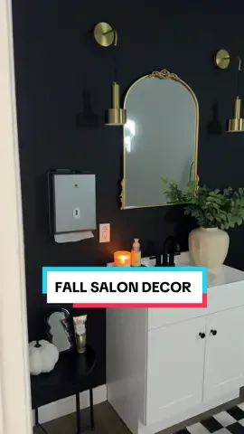 Getting the salon fall ready little by little 🍂☕️#creatorsearchinsights #fallaesthetic #lashes #lashextensions #lashtech #lashbusiness #fyp #falllashes🍂🍁 #falllashroomdecor 