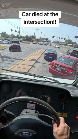 Car died at an intersection!! #letsgo #Love #mobile #mechanic #letsgo #fyp 