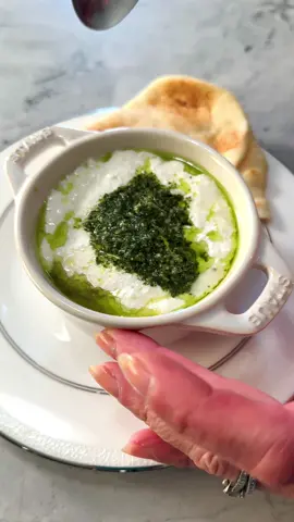 BAKED EGGS & COTTAGE CHEESE BOWLS!! The perfect lunch of snack. I have been eating variations of these for the last week. So satisfying and packed with protein. I meant Khachapuri not Khapachuri 😔 Pesto & Pepper Bowl -1 egg -⅓ cup low fat whipped or small curd cottage cheese -3 tbsp chopped roasted peppers -1 tbsp pesto Preheat oven to 350F. Add egg to ramekin. Top with roasted peppers, cottage cheese and pesto. Cover and bake for 20 minutes or more depending how you like your eggs cooked. Scallion and Cheddar Bowl -⅓ cup low fat whipped or small curd cottage cheese -1 tbsp chopped scallions -1 tbs chopped chives -1 egg -2 tbsp shredded cheddar Preheat oven to 350F. Mix scallions and chives into the cottage cheese. Add the egg to a ramekin. Top with cheddar and cottage cheese mixture. Cover and bake for 20 minutes or more depending how you like your eggs cooked. #highproteinmeals #highproteinsnack #highproteinlunch #highprotein