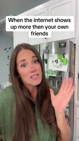 Sharing is caring friends #sharingiscaring #share #bombparty #bp #fizzfizz #realfriends 