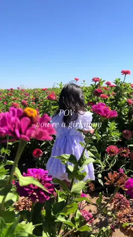 ~ Girl mom 🎀🌸🧚🏼‍♂️ flower field with my daughter ~ born to be a girl mom 🌸🌸🌸🌸🌸🌸🌸🌸🌸🌸🌸 #girlmom #motherhood #flowerfield #toddlermom #toddlergirlmom #toddlergirl #babylove #kidsphotoshoot #MomsofTikTok #momlife #girlhood #cottagecore 