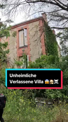 Unheimliche Verlassene Villa 😱🏚️☠️ #villa #verlasseneorte #verlasseneortedeutschland #deutsch #deutschland #gruselig #lostplace #lostplaces #lostplacesgermany #nrw #gruselig #unheimlich #nrw #fd #fda #losthistorie