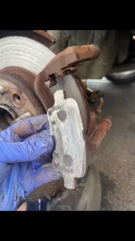 Astra K with poorly brakes #mechanic #mobilemechanic #brakejob #van #vauxhall #astra #vauxhallastra 