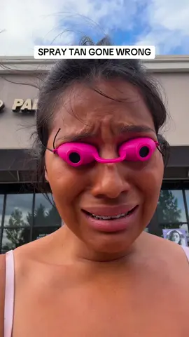 I’M ORANGE 🍊😭 #funnytiktok #tiktokfun #fypシ゚viral #gonewrong #spraytan 