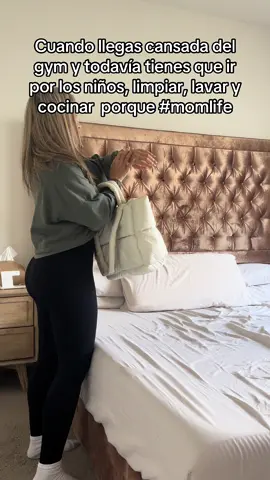 Porque así es esto de la #momlife 🥸😩😅 #MomsofTikTok #gymmom #momsoftiktok #gymmotivation #gym #fyp apoco nooooo? 🙃🤣🤣🤣