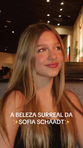 Perfeita demais 💗 #itgirls #itgirlaesthetic #fashiontiktok #fashioninspo #sofiaschaadt #sofiaschaadtedit #diva #brazilian #model #viral #fyoupage #pravoce #blogger #teen #fy #fyp #paratii #pravoce #viraltiktok 