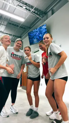 finna cook🔥@anni🤓 @hadlee @j #volleyball #atedown #fypage 