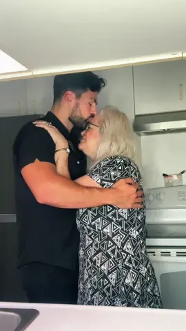 I’m a mama boy and this forever ❤️ When we grow older we realize what matters really ..❤️and mostly it is family before everything ❤️🫶  If love is as sweet as a flower, then my mother is that sweet flower of love❤️ dancing a slow with my mom everytime we see each others  Comment if you love or miss your mom❤️🫶 #momsontiktok #momtok #mom 
