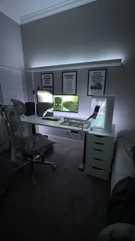 Can yall notice any changes😳😈 #fyp #gtpcs #room #setup #rebuildingroom #techtok #coolroom #coolsetup #buildingsetup 