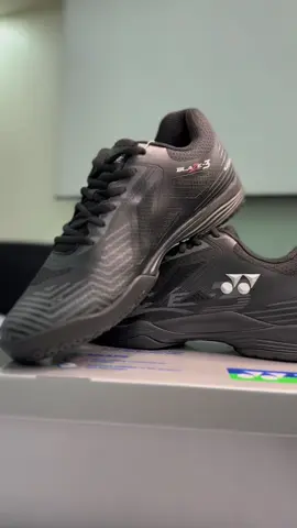 Yonex BLAZE 3 Badminton Shoes Black!! GET 10% OFF! ₱5,125.50 #FYP #fypシ゚viral #fypage #foryoupagе #foryouu #badminton #badmintonislife😊 #sports #tiktok