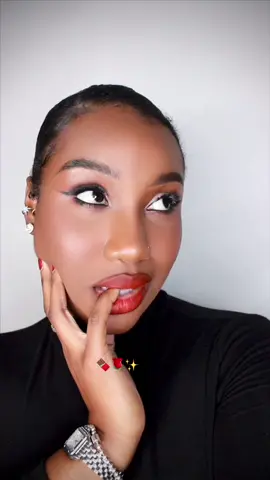 Ou weeee 🥰🥰🥰🌹🌹🌹🌹✨✨✨ #fy #fypage #beauty #chocolategirls #fyp #haitiantiktok #makeup 