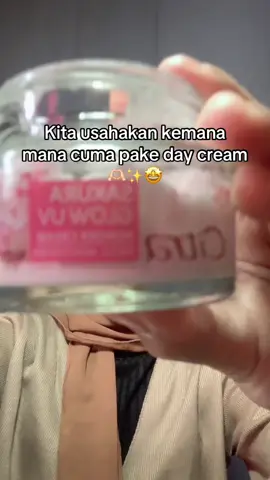 Suka bgtt ada tone up nyaaa❤️😭 #citra #sakuraglow #citrasakuraglowuv #toneup #toneupcreamreview #fypシ゚viral #fyppppppppppppppppppppppp #fyp #4upage #cream #bpom #4u 