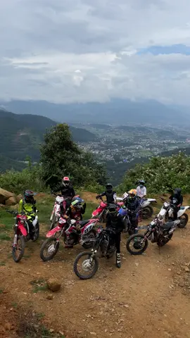 Tag your brother❤️#fyp #crossfire #crossfirerm250 #dirtbike #viral #repost🔥 #cx250r #rm250 #groupride #bikelife #motocross #dirt 