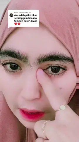 Membalas @rth_rat yang pada nanya beli dimn, belinya cek krnjang kuning💙 #serumpenumbuhbulumata #alistebal #mamaanak3 #mellysaacancer 
