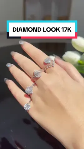 nah cincin mewah ala Diamond ini gak boleh kamu lewatin ya, untuk memberikan kesan mewah dan elegant di jari kamu.. Check Out sekarang yuuk 🤩 #cincinemas #cincinmewah #diamondlook #semarnusantara #jewellery #jewelleryinspo 