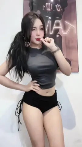 Núng nính nhỉ😝 #tiktokdancevn #xuhuong #fyp 