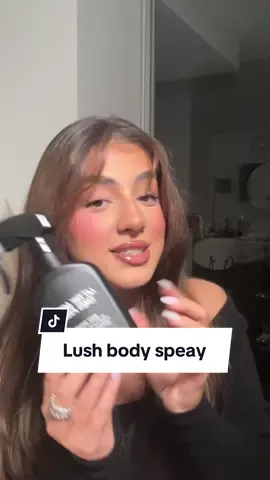No bc WHAT did they put in this #lushspray #bodyspray #vanillaperfume #caramelscent #favouriteperfumes 