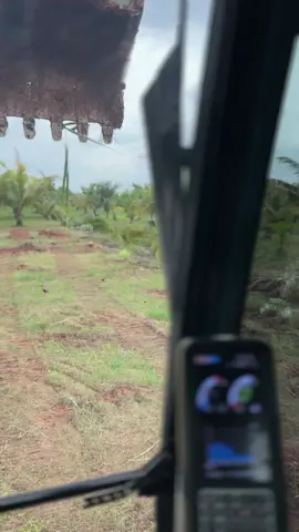 ถิ่มเเมร่งมันไว้นี้หละรถ#KOBECO #sk200 #เเม็คโครจันทบุรี #