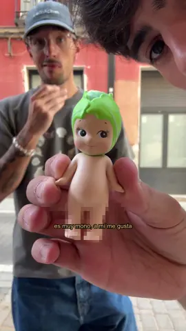 me compré un sonny angel y @Nacho Arraez decidió robarme el protagonismo 🥬