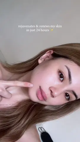 a very demure, very BEGINNER-FRIENDLY Retinol routine with the Olay Regenerist Retinol24 MAX range 💜 this is such a lifesaver for busy nights where we just don't have the time & energy to do a full skincare routine 😥 i love how it renews and plumps my skin in 24 hours ~ #retinol #retinolbeforeandafter #ads #skincareroutine #olay #nightroutine 