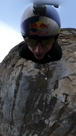 B.A.S.E-ic instinct for @Marco Fuerst 😉🪂 #basejump #basejumping #skydiving #extremesports #adventure #redbull #givesyouwiiings 