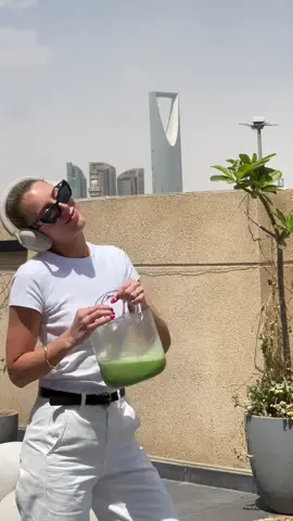 This song + matcha handbag = mood booster #riyadh #ksa #saudi #saudiarabia #fypシ゚viral #riyadhtiktokers #fyp #foryou #ArabTikTok #sauditiktok #explore #viral #الرياض #اكسبلور 