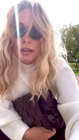 Meeting my friend for lunch for a good old catch up.. Jumper @topshop current Wide leg burgundy joggers @bershka Sling back heels @zara Bag @zara Follow me for moreeee Transitional outfit, What I wore, outfit inspo, style over 40, style tips, outfit ideas, effortless chic, ootd, style diaries, outfit inspo, style tips, mum style, summer outfit inspo, personal style,, style ideas, elevated casual #stylereel #styleover40 #over40style #widelegjogger #elevatedcasual #mumstyleinspo #explore #styleideas #autumn #outfitideas #leicester #midsizestyle #midsizefashion 