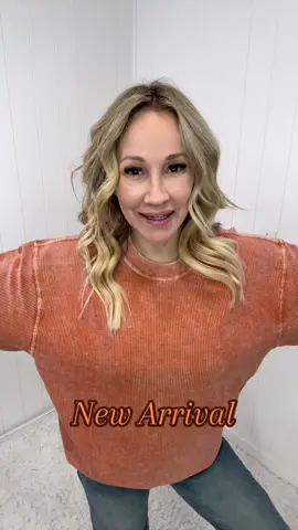 New Burnt Ornage in our Luxe Corded Crewnecks for this cold season #fallfashion #winteroutfits 