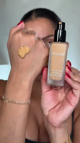 Day 2! Shade: Medium 50G @ONE SIZE BEAUTY  #brownskinmakeup #foundationreview #sephora #makeupreview #foundation #brownskingirl 