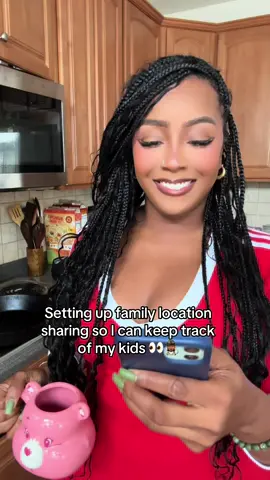 Talkin bout mom I see you’re at the beauty supply store… please pick me up some more edge control 💀🤣 #mrandmrsgrit #parenthumor #teensbelike 