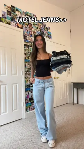 The last ones are my perfect pair 😋 @MOTEL #motelrocks #motelperfectpair #lowrisejeans 