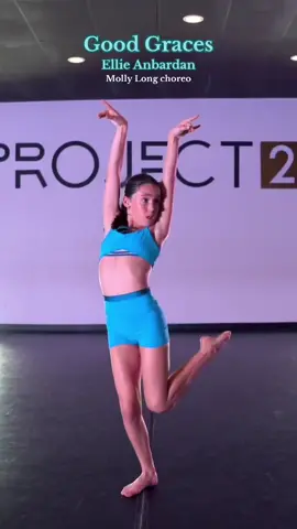 queen ellie! 👑 #project21 #p21 #mollylong #sabrinacarpenter 