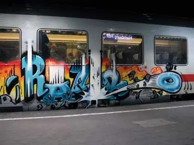 #graffiti  #razorgraffiti 
