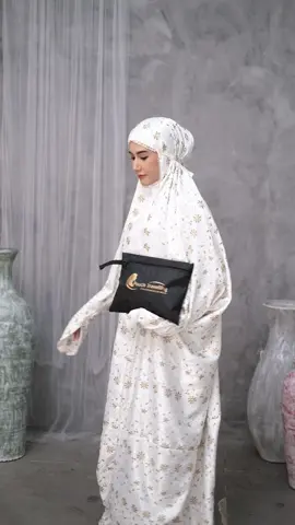 Mukena Terusan Bahan Sutra Milo Bordir Best Seller Premium Series Catalina #mukena #mukenahcantik 