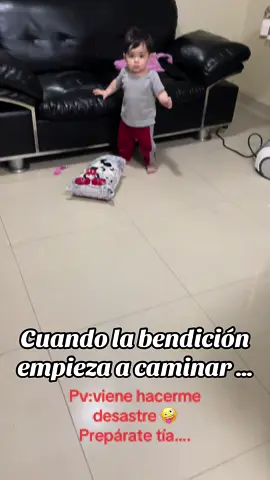 Parece chiste pero yaaaa empezo 🤣🤣🤣🤣🤣 #bebestiktoks #bebecaminando #parati #bebe #tias 