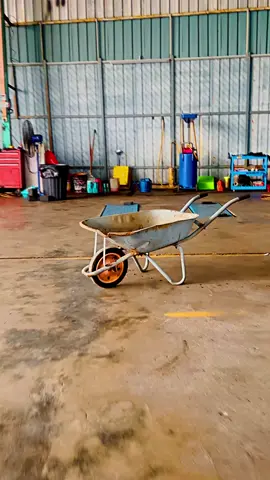 Wheelbarrow v3😂 #fypシ゚ #keretasorong #wheelbarrows #speedramp 
