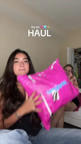 💞💞💞😗😗😗🩵🩵armamos outfits ??? cual fue su fav ??  #edikted #edikedad @Edikted 10% ximeponch10 :) 