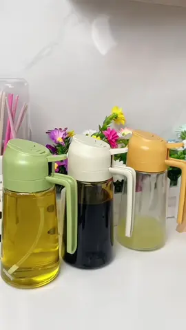 Chai đựng dầu ăn bằng thủy tinh 470ml có hai chức năng xịt phun sương và rót dầu ăn cao cấp thích hợp dùng khi nấu ăn #chai #chaidungdauan #chaidungnuoctuong #chaidungnuocmam #chaidungdauanthongminh #chaidungdauanphunsuong #giadungtienich #viral #xh 