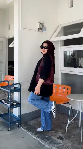 Rekomendasi outfit konser❤️‍🔥 📍Kaos bio 381 📍Celana bio 232 📍Hijab bio 03 #ootdkonser #outfitkonser #konser #xyzbca #CapCut #fyp #outfitbigsize 