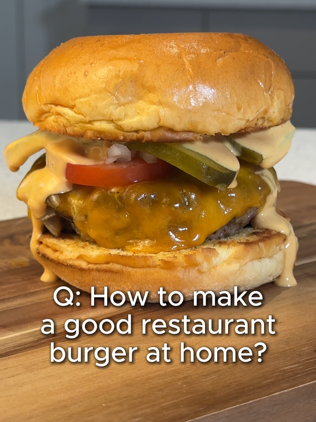 the secret to getting a juicy gourmet burger 🍔✨ #juicyburger #gourmetburger #burgerrecipe #CookingHacks #cookingtiktok #cheftips #chefjoshy #cookathome