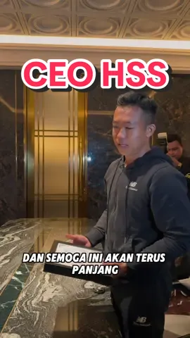 From zero to hero, mimpi anak kampung dari binjai, Alhamdulilah bisa menjadi CEO @HSS .  Bismillah semoga dengan amanah ini, Awal yang baik untuk Combat sports di indonesia. Terima kasih untuk temen temen yang telah suport anak kampung ini. #boxing🥊 