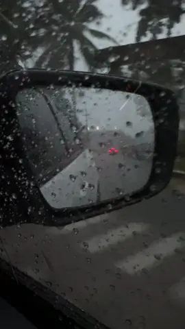 😎#ฝนตกแบบนี้อย่าลืมดูแลสุขภาพด้วยน๊าา #แต่งรถสวยรถบ้านๆ #รวมกันมันส์กว่า #ISUZU MU-X Thailand