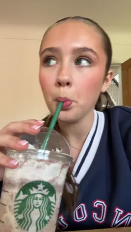 GUYS ITS KINDA A COOKIES AND CREAM FRAP BUT WE ❤️ @Starbucks  #starbucks #cookiesandcreamfrap #grimaceshake #fyp 