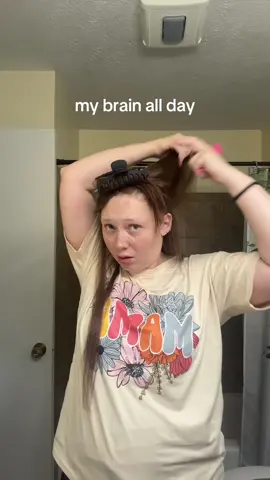 & my husband doesn’t understand 🙃🙃 one of my 800 drafts lol #mombrain #mama #MentalHealth 